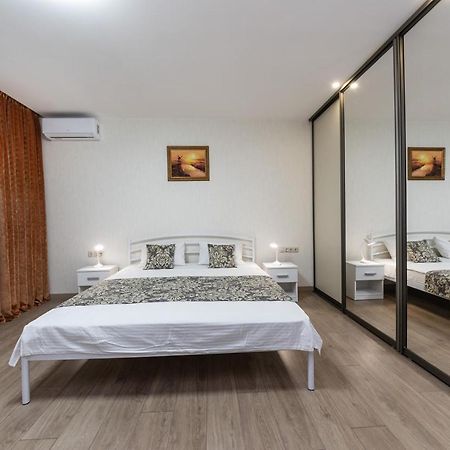 Apartments Riviera,20 Минут От Центра เคียฟ ภายนอก รูปภาพ
