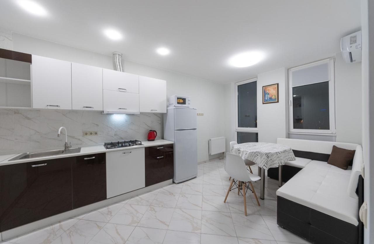 Apartments Riviera,20 Минут От Центра เคียฟ ภายนอก รูปภาพ