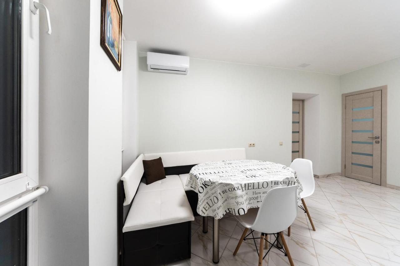 Apartments Riviera,20 Минут От Центра เคียฟ ภายนอก รูปภาพ